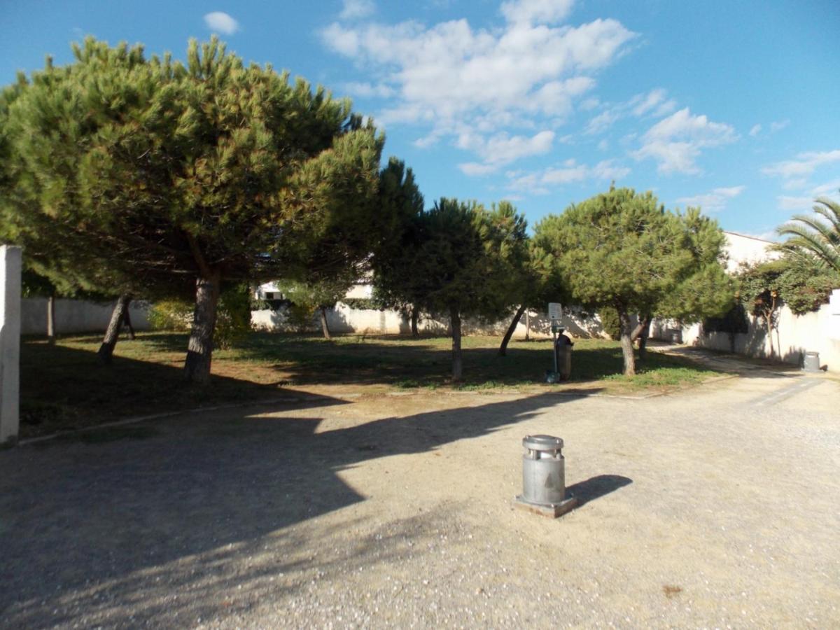 Les Amandines Βίλα Agde Εξωτερικό φωτογραφία