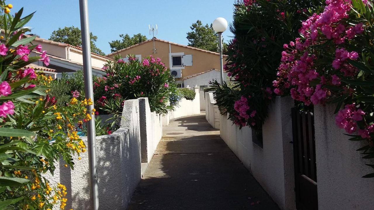 Les Amandines Βίλα Agde Εξωτερικό φωτογραφία